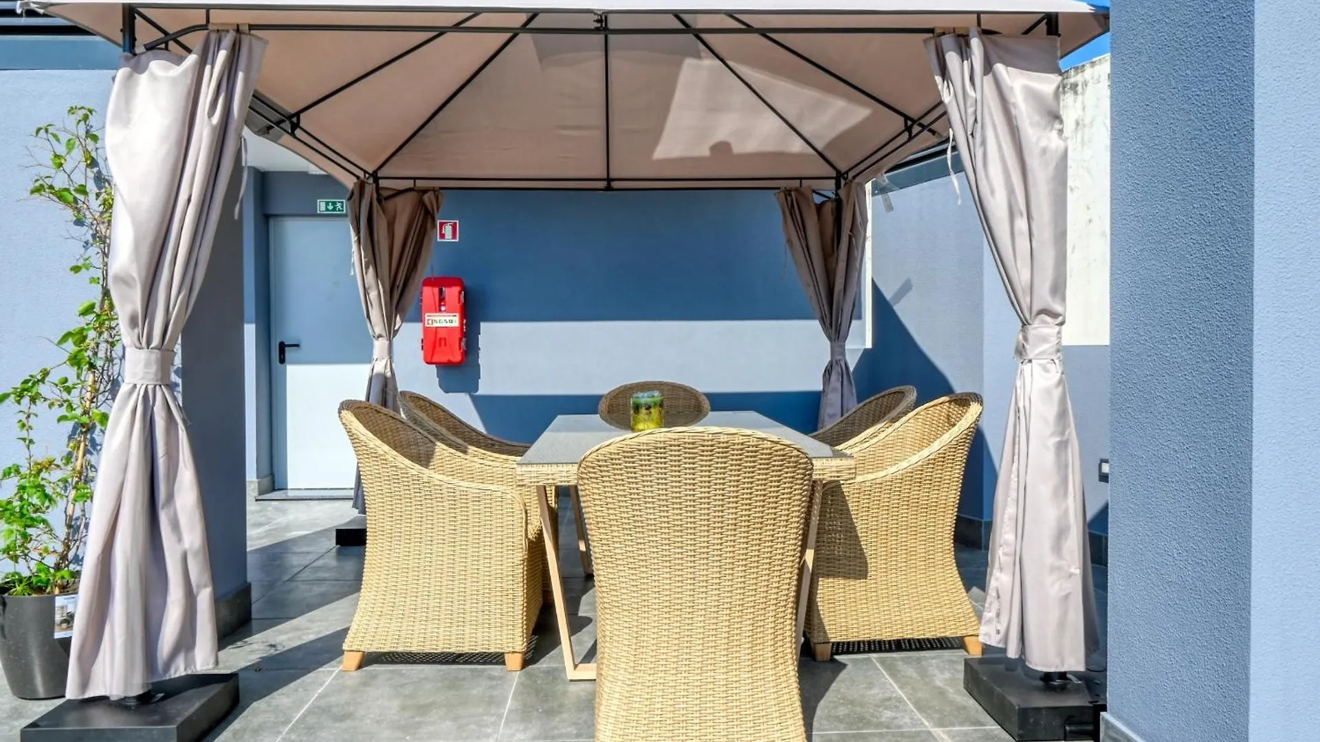 Bse15 Apartments 2F, A Home In Madeira Фуншал 0*,  Португалия
